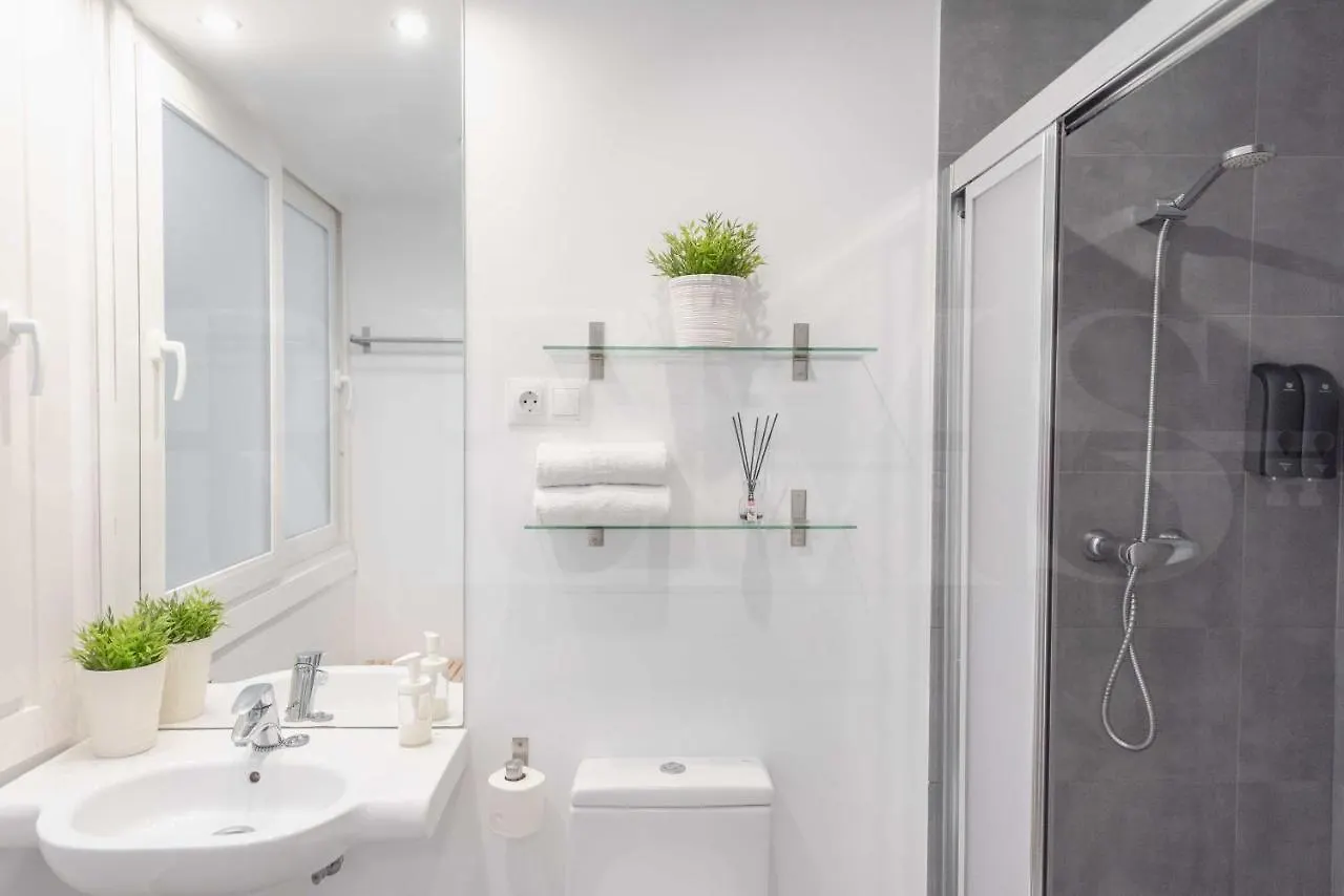 Apartamento Cosy Flat With Private Balcony - Historic Center By Rems Málaga