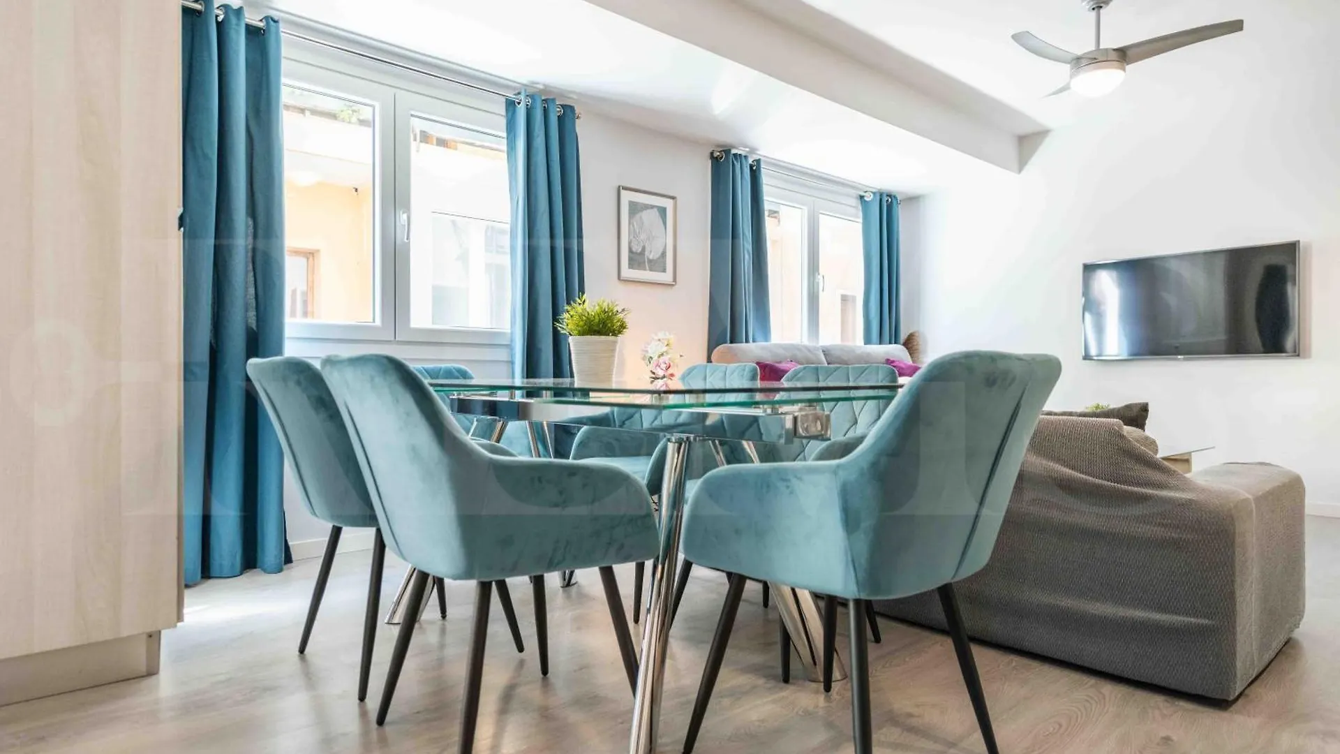 Apartamento Cosy Flat With Private Balcony - Historic Center By Rems Málaga España